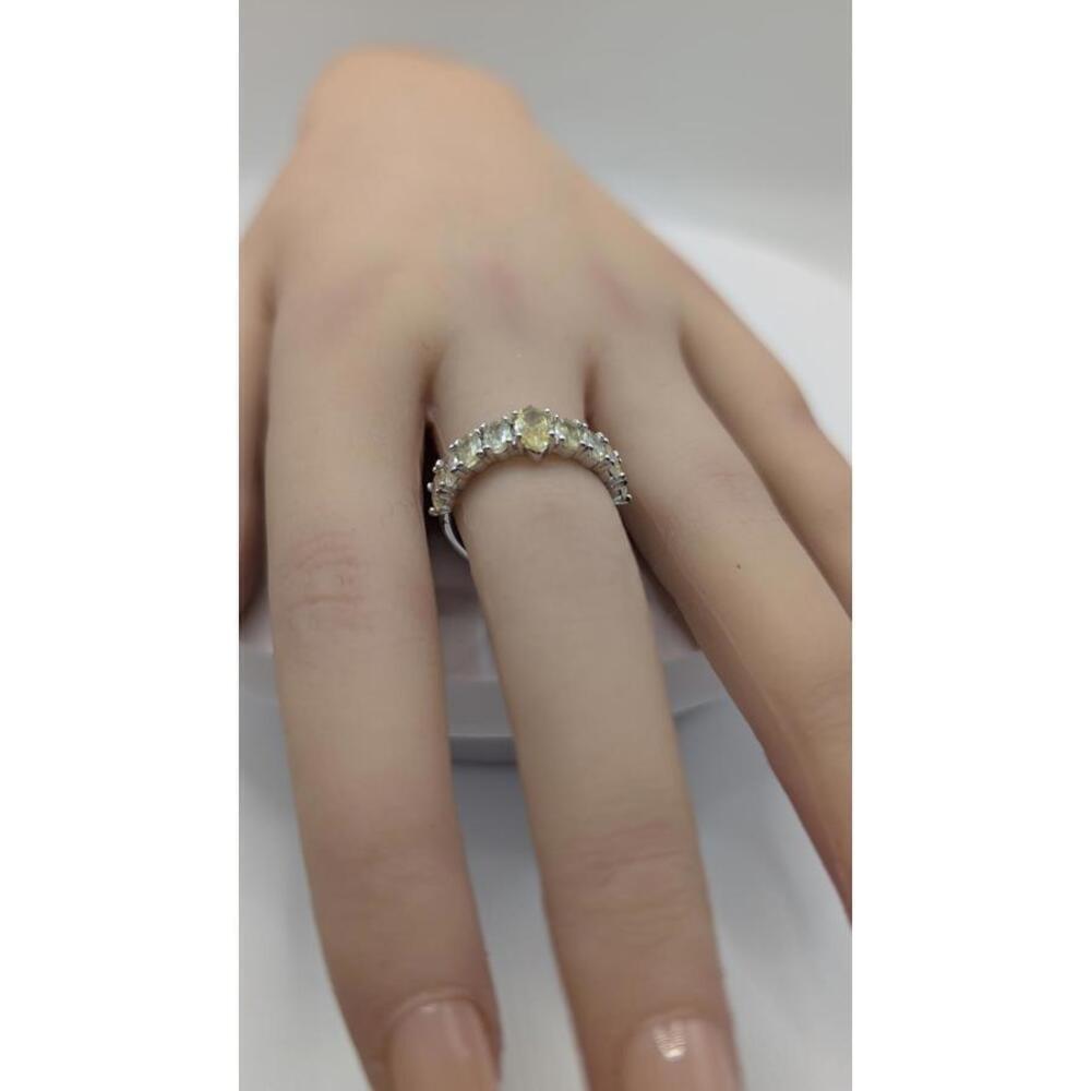 Elegant Women's Ring with Yellow and Clear Stones Size 8
